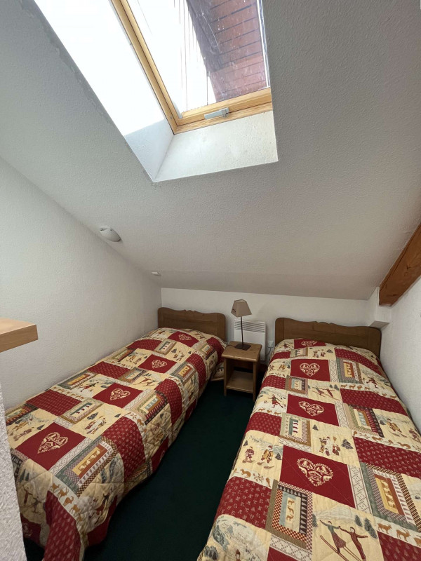 _clients_227345002_photos_117e_36534845