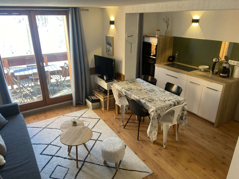 _clients_227345002_photos_122b_37398658