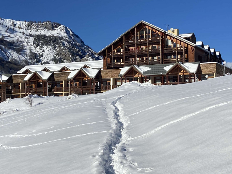 _clients_227345002_photos_122l_37409885