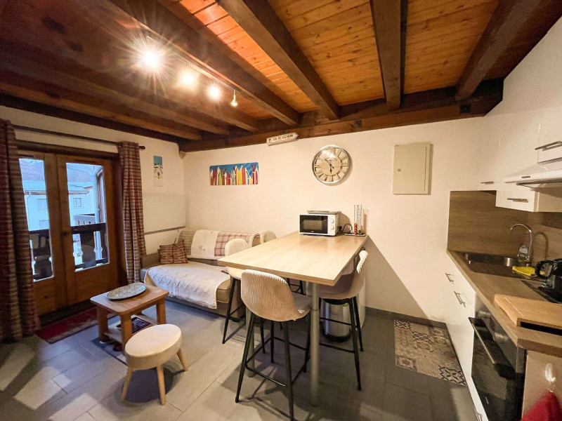 _clients_227345002_photos_12b_37738984