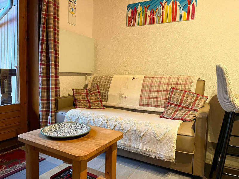 _clients_227345002_photos_12c_37064891 _clients_227345002_photos_12c_37064891