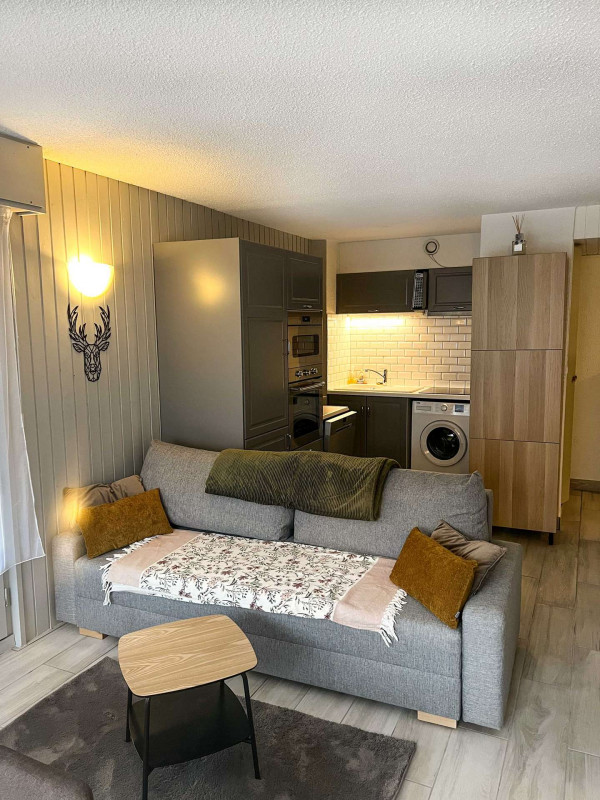 _clients_227345002_photos_140b_37454373