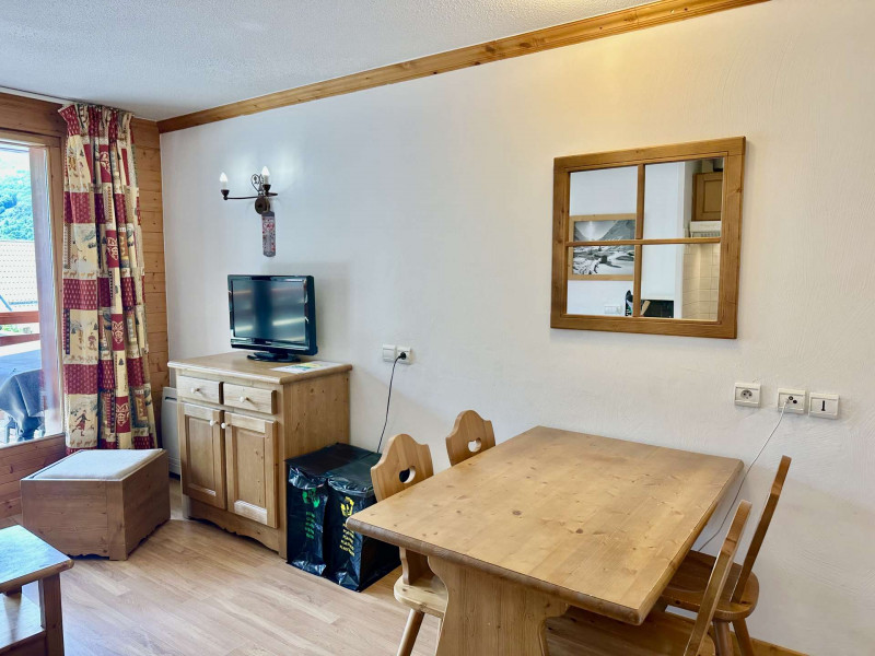 _clients_227345002_photos_16c_35873772