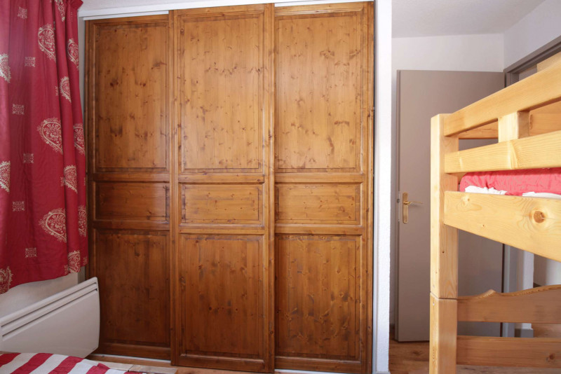 _clients_227345002_photos_17f_37716752