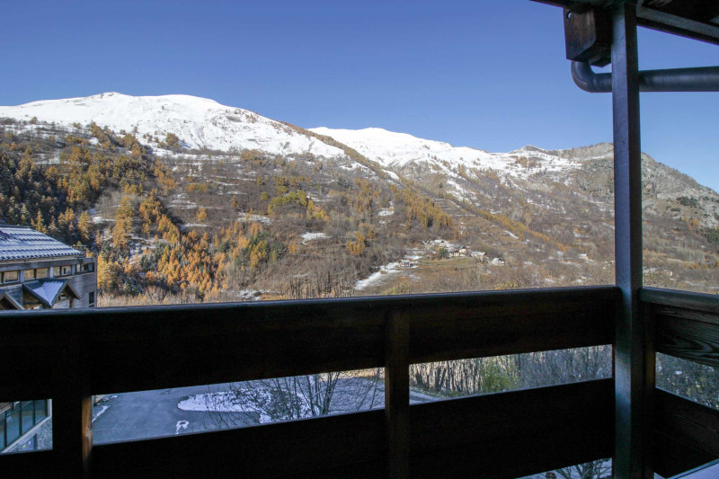 _clients_227345002_photos_17j_37840486