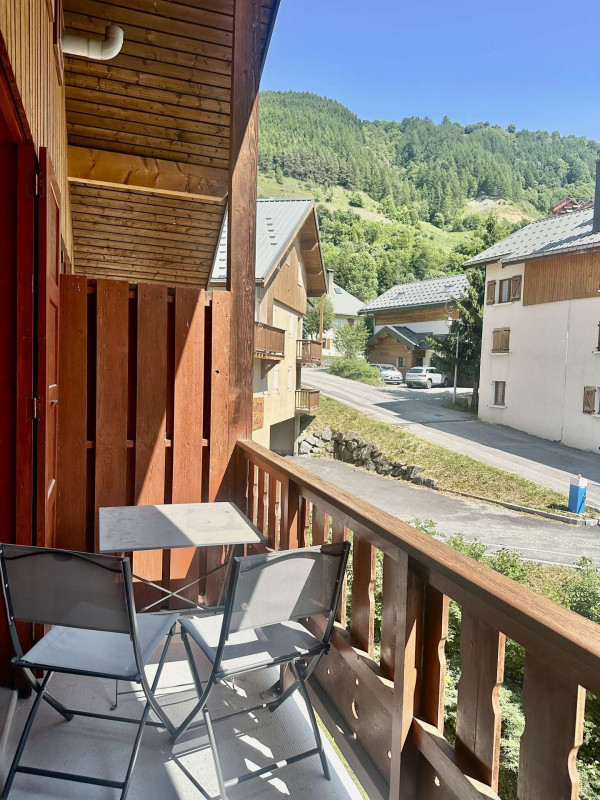 _clients_227345002_photos_24h_37342872