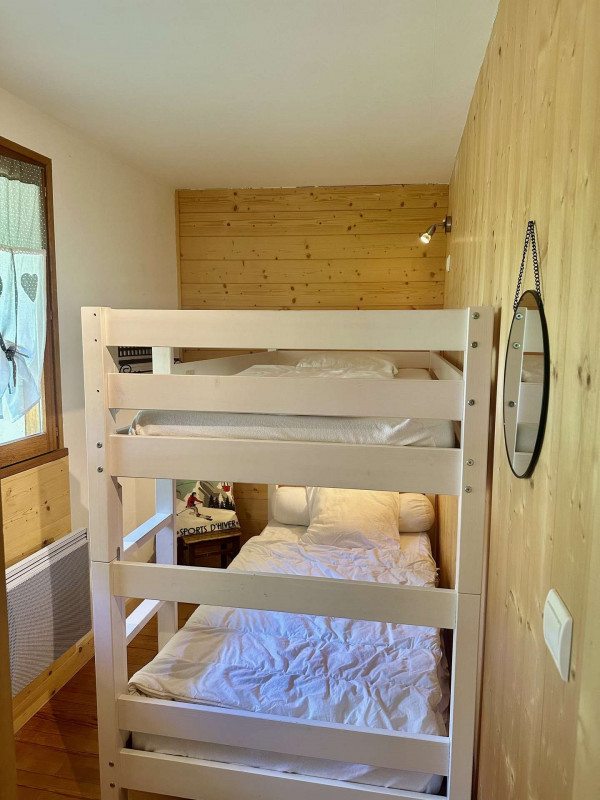 _clients_227345002_photos_38q_37634026