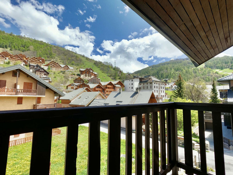 _clients_227345002_photos_42g_36524187