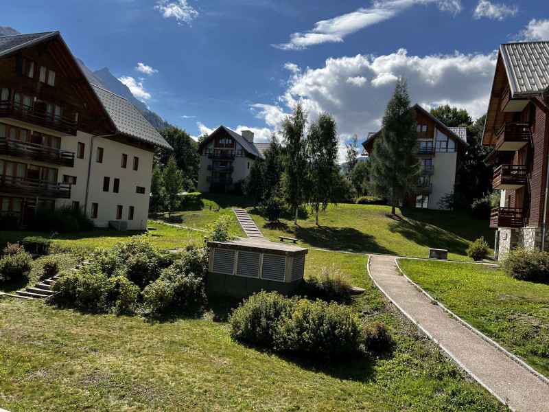 _clients_227345002_photos_44k_37131762