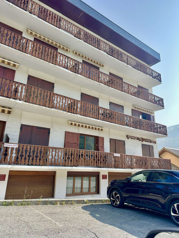 _clients_227345002_photos_45m_37750679