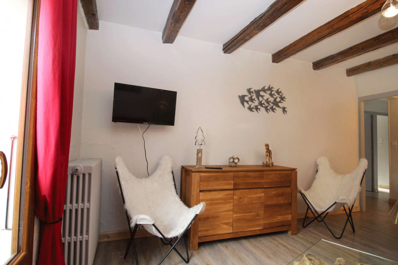 _clients_227345002_photos_63b_37153973