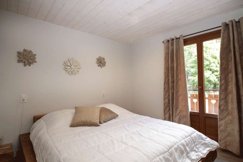 _clients_227345002_photos_63h_37153979