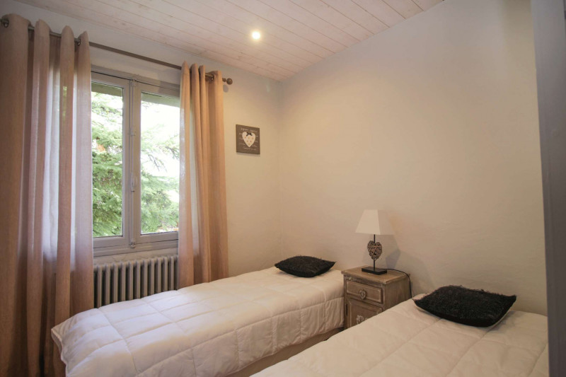 _clients_227345002_photos_63i_37705741