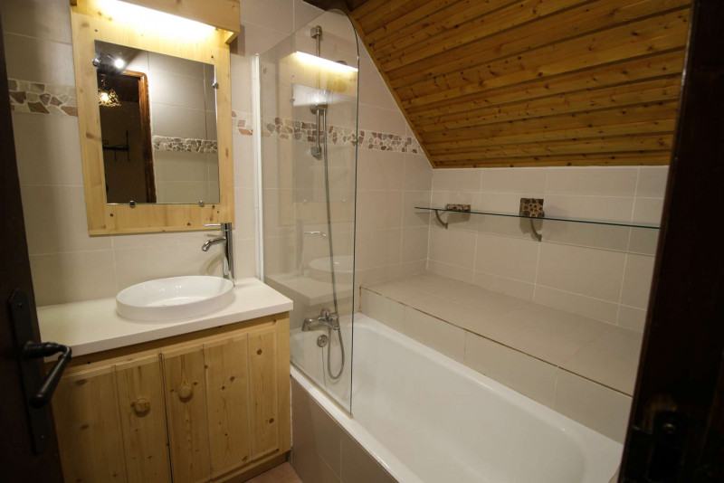 _clients_227345002_photos_66j_36965548