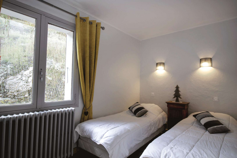 _clients_227345002_photos_68d_37343088