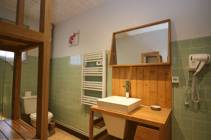 _clients_227345002_photos_68g_36766239