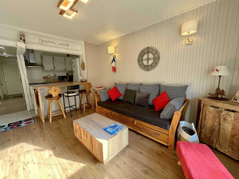 _clients_227345002_photos_79a_37807079