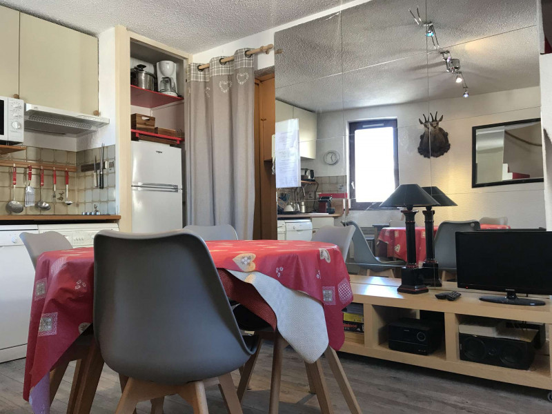 _clients_227345002_photos_84b_37499435 _clients_227345002_photos_84b_37499435