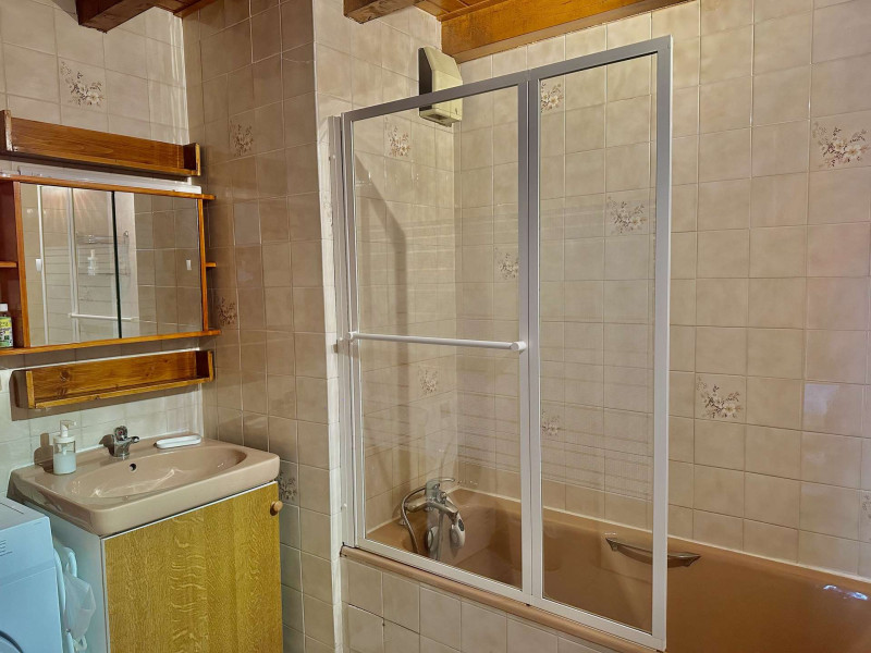 _clients_227345002_photos_88p_36436599