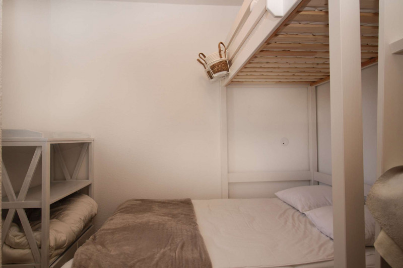 _clients_227345002_photos_91e_37343295