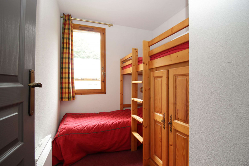 _clients_227345002_photos_93f_36436641 _clients_227345002_photos_93f_36436641