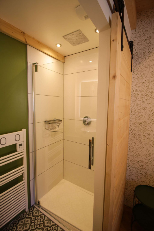 _clients_227345002_photos_96g_36777475