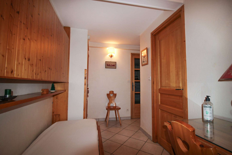 _clients_227345002_photos_97d_38939854 _clients_227345002_photos_97d_38939854