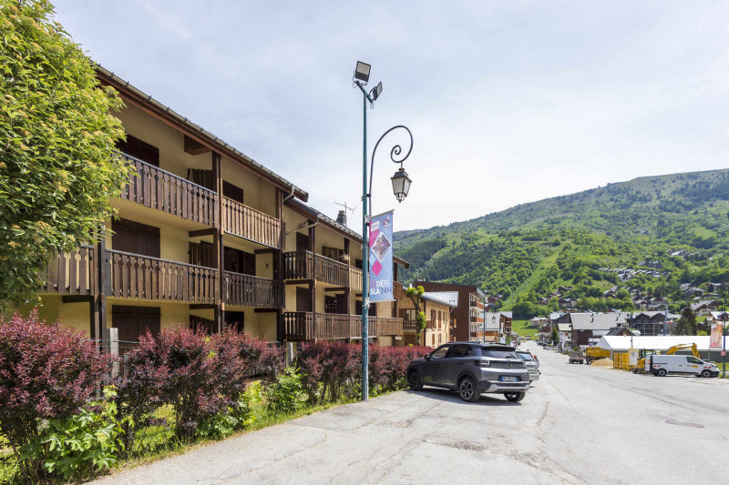 VUE 3 ETE LES CRÊTES - VALLOIRE CENTRE VUE 3 ETE LES CRÊTES - VALLOIRE CENTRE
