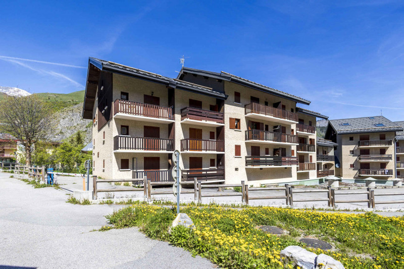 VUE 4 ETE LES BERGERS - VALLOIRE CENTRE VUE 4 ETE LES BERGERS - VALLOIRE CENTRE