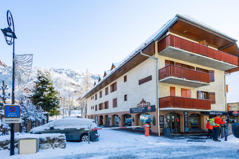 VUE 2 HIVER LE CRET DE PÉRÈ - VALLOIRE CENTRE - VALLOIRE RESERVATIONS VUE 2 HIVER LE CRET DE PÉRÈ - VALLOIRE CENTRE - VALLOIRE RESERVATIONS