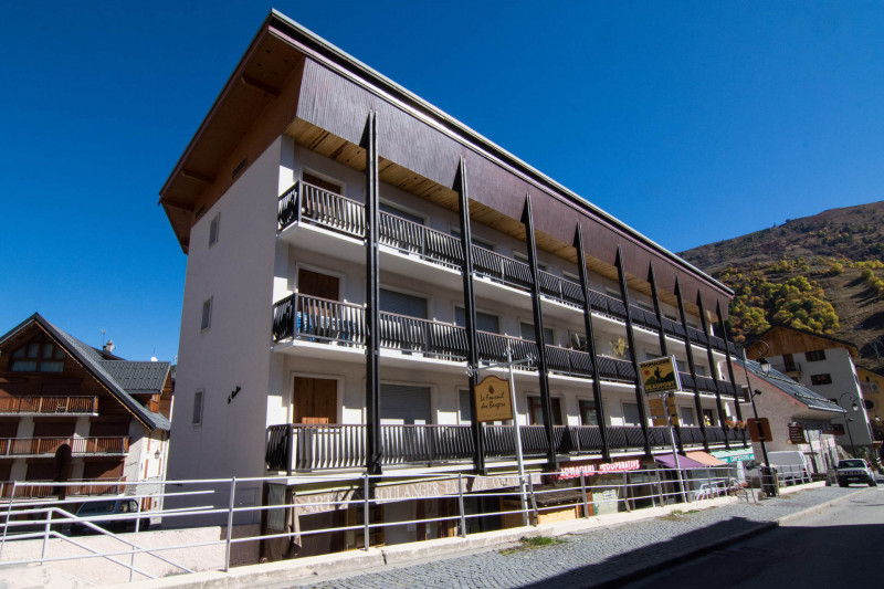 VUE 2 LE CARIBOU - VALLOIRE CENTRE - VALLOIRE RESERVATIONS VUE 2 LE CARIBOU - VALLOIRE CENTRE - VALLOIRE RESERVATIONS