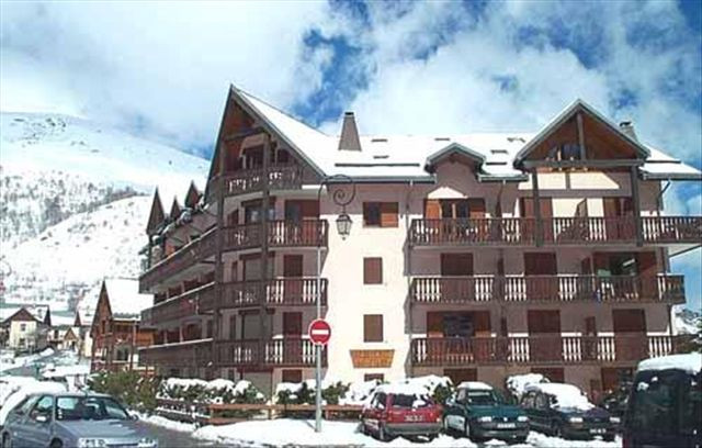 VUE 1 RÉSIDENCE TIGNY - VALLOIRE CENTRE - VALLOIRE RESERVATIONS VUE 1 RÉSIDENCE TIGNY - VALLOIRE CENTRE - VALLOIRE RESERVATIONS