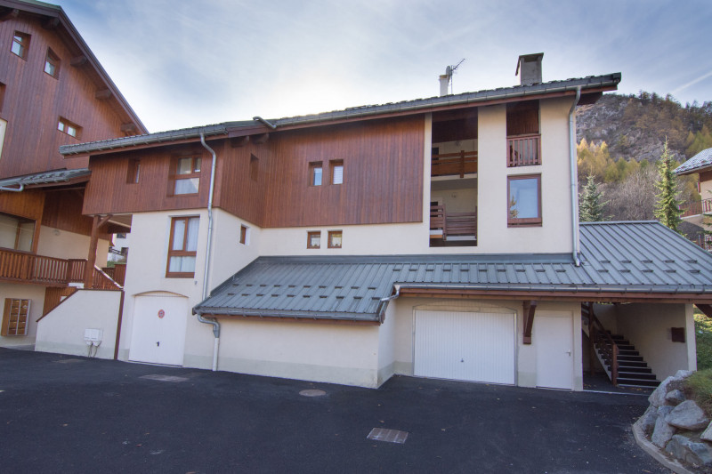 VUE 2 CHALET DE TIGNY CLEMATITE - VALLOIRE CENTRE - VALLOIRE RESERVATIONS VUE 2 CHALET DE TIGNY CLEMATITE - VALLOIRE CENTRE - VALLOIRE RESERVATIONS