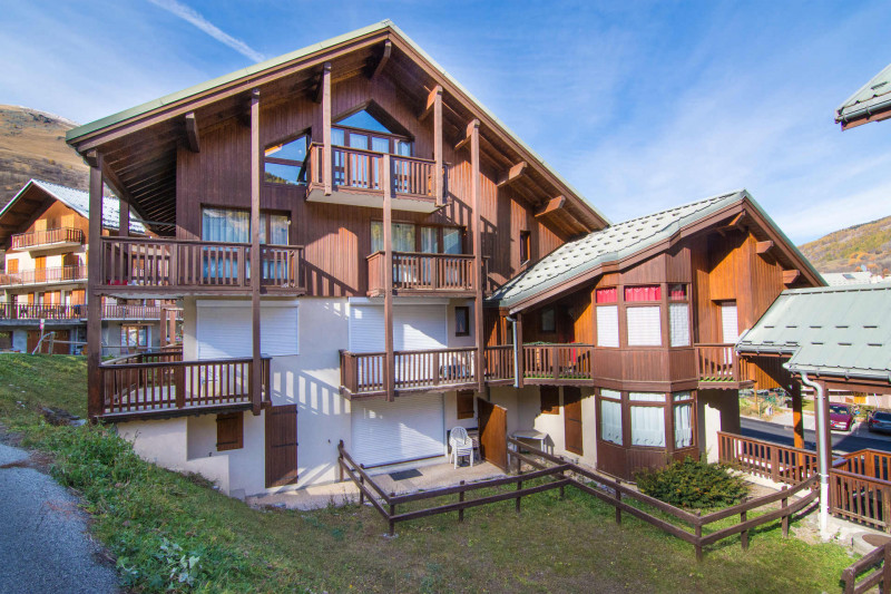 VUE 7 ETE CHALET DE TIGNY CLEMATITE - VALLOIRE CENTRE VUE 7 ETE CHALET DE TIGNY CLEMATITE - VALLOIRE CENTRE