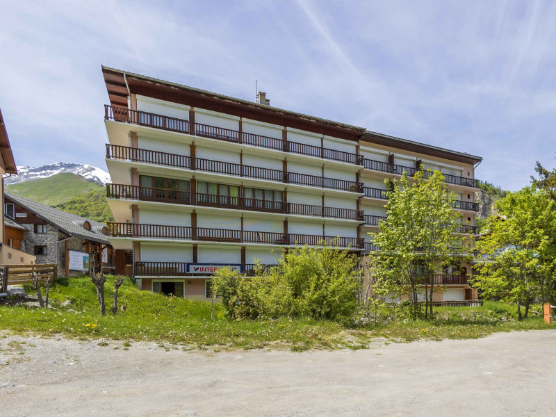 VUE 4 ETE PARKING LA RESIDENCE - VALLOIRE CENTRE VUE 4 ETE PARKING LA RESIDENCE - VALLOIRE CENTRE