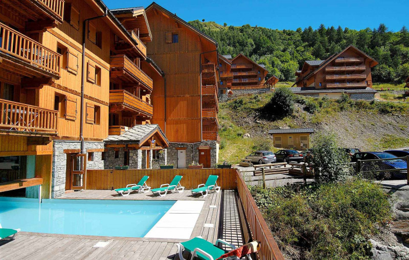 PISCINE - LES CHALETS DE LA VALLEE D'OR ODALYS ETE - VALLOIRE LES CHARBONNIERES PISCINE - LES CHALETS DE LA VALLEE D'OR ODALYS ETE - VALLOIRE LES CHARBONNIERES