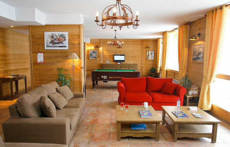ACCUEIL SALON - LES CHALETS DE LA VALLEE D'OR ODALYS - VALLOIRE LES CHARBONNIERES ACCUEIL SALON - LES CHALETS DE LA VALLEE D'OR ODALYS - VALLOIRE LES CHARBONNIERES
