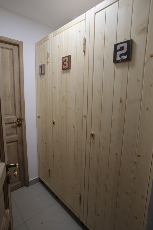 CASIERS A SKIS LES CHALETS DU GRAND GALIBIER - SÉJOUR SKI - VALLOIRE  CASIERS A SKIS LES CHALETS DU GRAND GALIBIER - SÉJOUR SKI - VALLOIRE