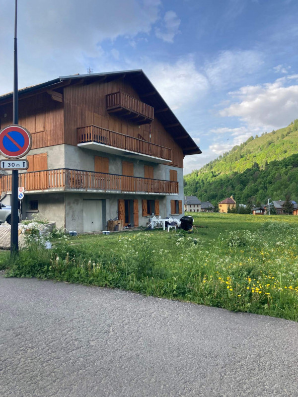 CHALET LES MESANGES - VALLOIRE LES VERNEYS - VALLOIRE RESERVATIONS CHALET LES MESANGES - VALLOIRE LES VERNEYS - VALLOIRE RESERVATIONS