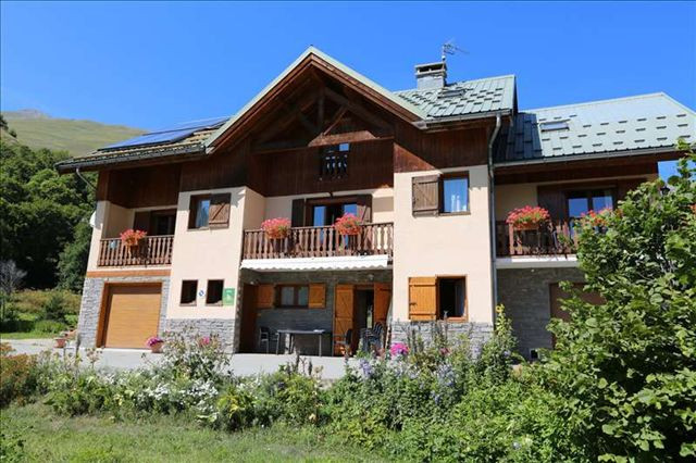 VUE 2 CHALET LES LUPINS - VALLOIRE LES VERNEYS - VALLOIRE RESERVATIONS VUE 2 CHALET LES LUPINS - VALLOIRE LES VERNEYS - VALLOIRE RESERVATIONS