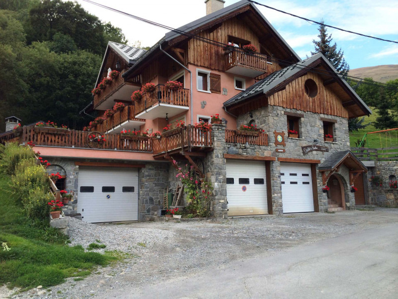VUE 2 CHALET LES ANCOLIES - VALLOIRE LES CLOTS - VALLOIRE RESERVATIONS VUE 2 CHALET LES ANCOLIES - VALLOIRE LES CLOTS - VALLOIRE RESERVATIONS