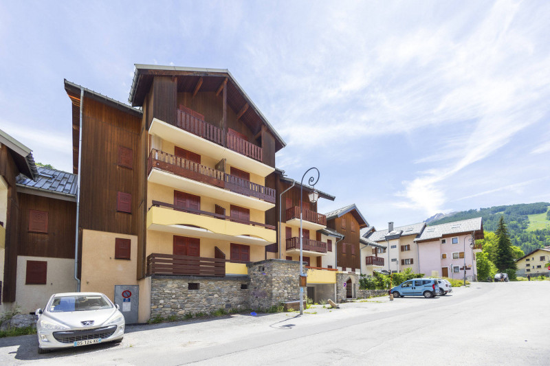 VUE 2 ETE LA DEMEURANCE - VALLOIRE LES PLANS - VALLOIRE RESERVATIONS VUE 2 ETE LA DEMEURANCE - VALLOIRE LES PLANS - VALLOIRE RESERVATIONS