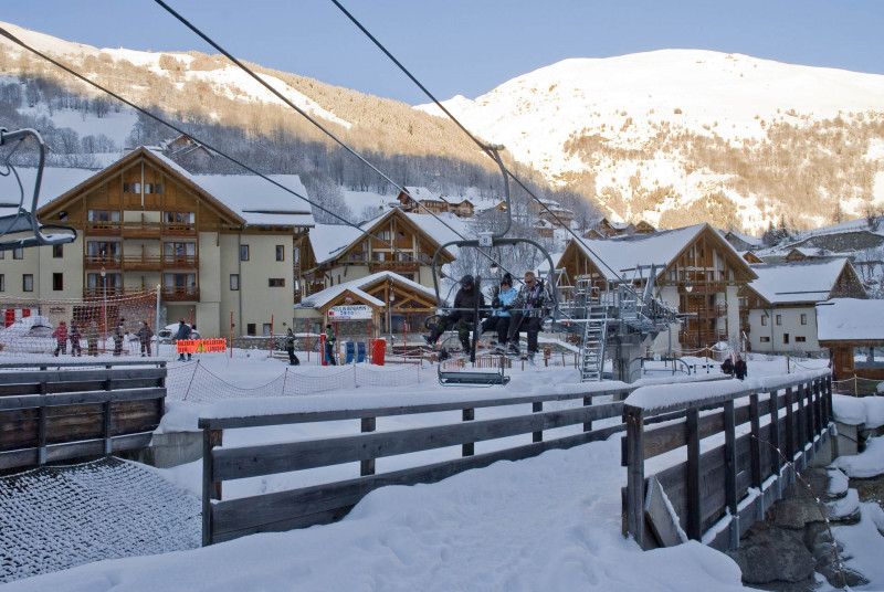DEPART DE PISTES TELESIEGE - LES CHALETS DU GALIBIER I - VALLOIRE MOULIN BENJAMIN DEPART DE PISTES TELESIEGE - LES CHALETS DU GALIBIER I - VALLOIRE MOULIN BENJAMIN