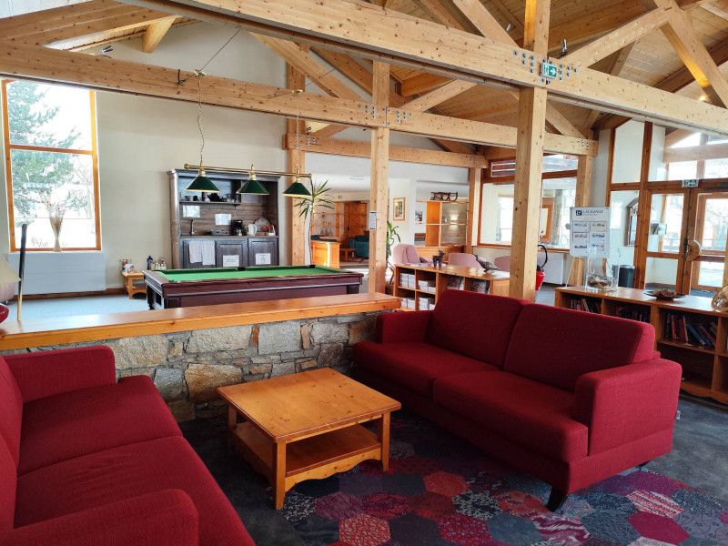 ACCUEIL SALON LES CHALETS DU GALIBIER I - VALLOIRE MOULIN BENJAMIN 