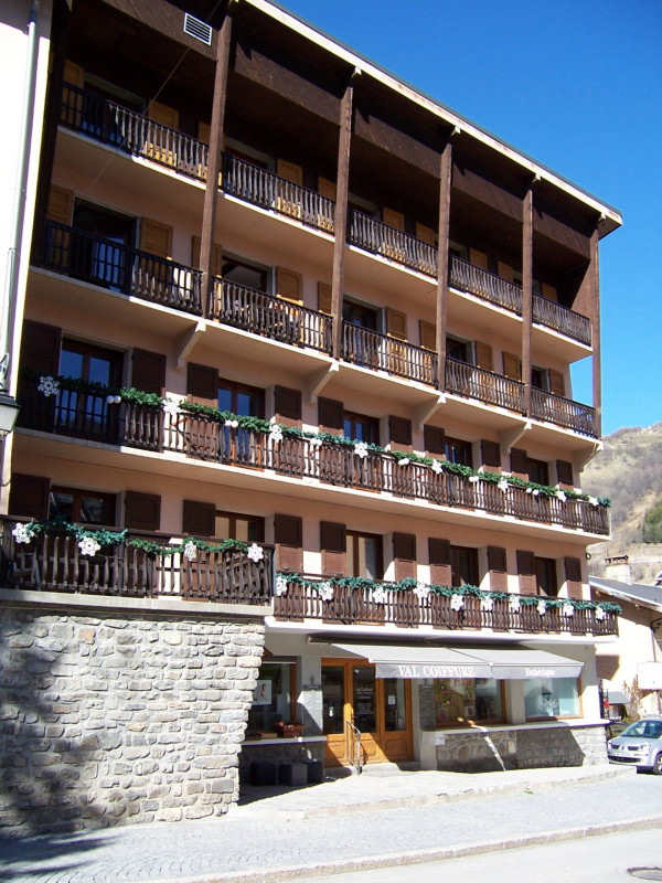 VUE 3 LES ÉTOILES DES NEIGES - VALLOIRE CENTRE VUE 3 LES ÉTOILES DES NEIGES - VALLOIRE CENTRE