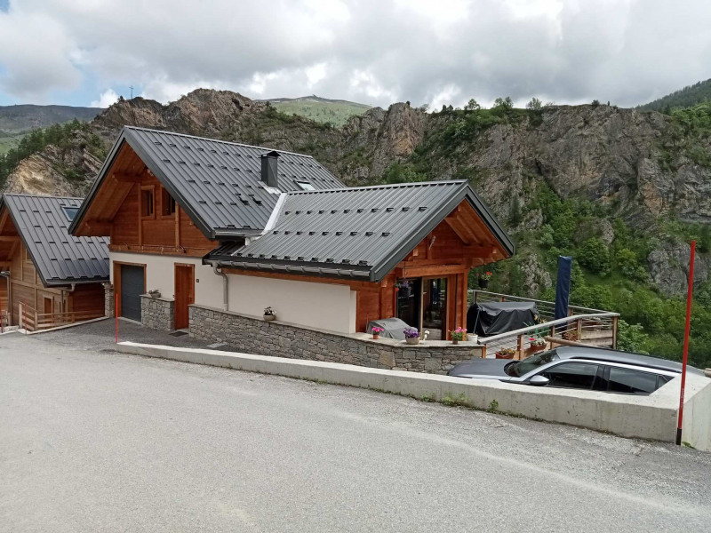 BATIMENT - APPARTEMENT CHALET DERBEY - VALLOIRE LE CRET DU SERROZ - VALLOIRE RESERVATIONS 