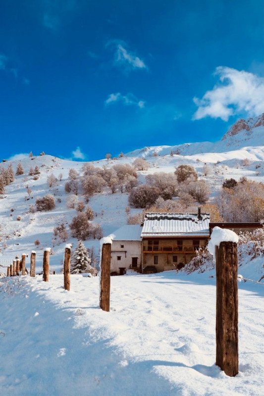 CHALET LOUIS ET ROSALIE - BONNENUIT VALLOIRE - VALLOIRE RESERVATIONS - HIVER CHALET LOUIS ET ROSALIE - BONNENUIT VALLOIRE - VALLOIRE RESERVATIONS - HIVER