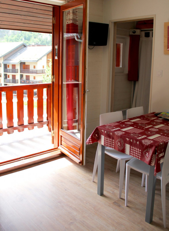 SEJOUR - STUDIO CROIX DU SUD 223 - CLOS DES ETOILES - VALLOIRE CENTRE SEJOUR - STUDIO CROIX DU SUD 223 - CLOS DES ETOILES - VALLOIRE CENTRE