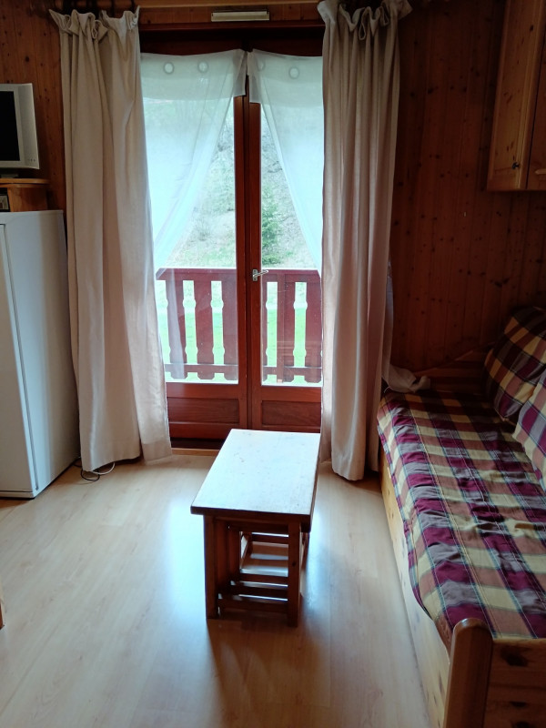 SALON - APPARTEMENT CROIX DU SUD 220- CLOS DES ETOILES - VALLOIRE CENTRE - VALLOIRE RESERVATIONS SALON - APPARTEMENT CROIX DU SUD 220- CLOS DES ETOILES - VALLOIRE CENTRE - VALLOIRE RESERVATIONS