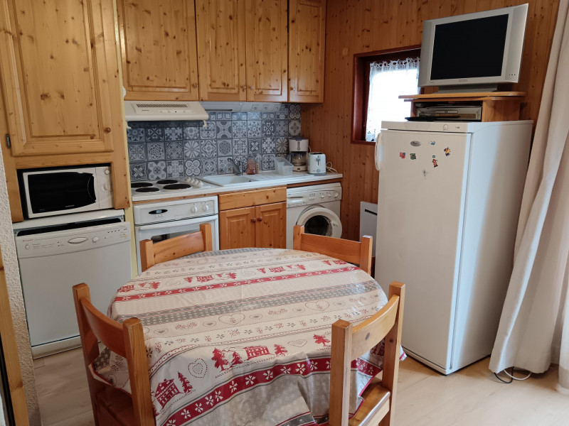 COIN REPAS - APPARTEMENT CROIX DU SUD 220- CLOS DES ETOILES - VALLOIRE CENTRE - VALLOIRE RESERVATIONS COIN REPAS - APPARTEMENT CROIX DU SUD 220- CLOS DES ETOILES - VALLOIRE CENTRE - VALLOIRE RESERVATIONS